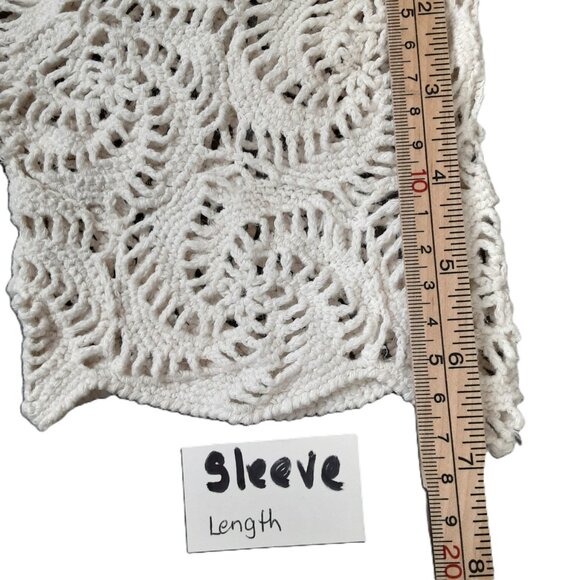 Erika & Co Vintage Crocheted Top Size SMALL Short Sleeve Button Down Linen Blend - Picture 4 of 8